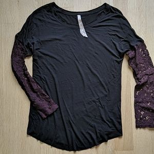 Bailey 44 Lace Sleeve Top